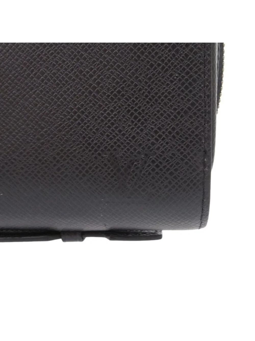 Louis Vuitton Zippy XL Taiga Black Wallet